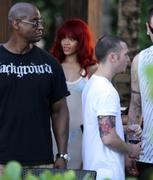 th_630815403_Tikipeter_Rihanna_July_13_1_015_122_398lo.jpg