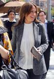 th_86088_celebrity_paradise.com_TheElder_JenniferLoveHewitt2011_03_22_goestolunchinHollywood15_122_589lo.jpg