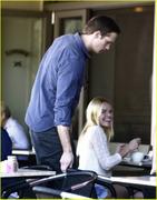 th_63804_kate_bosworth_alex_skarsgard_doughboys_04_122_596lo.jpg