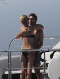 http://img248.imagevenue.com/loc14/th_08485_Kate_Moss_Bikini_Candids_on_a_Yacht_in_the_Mediterranean_July_7_2011_08_122_14lo.jpg